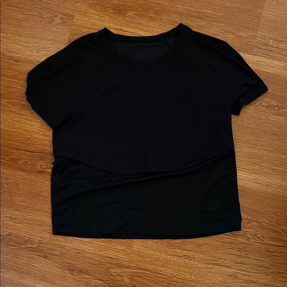 lululemon athletica Black Short Sleeve Tee - Picture 3 of 5